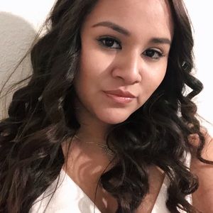 Meet your Posher, Vanessa